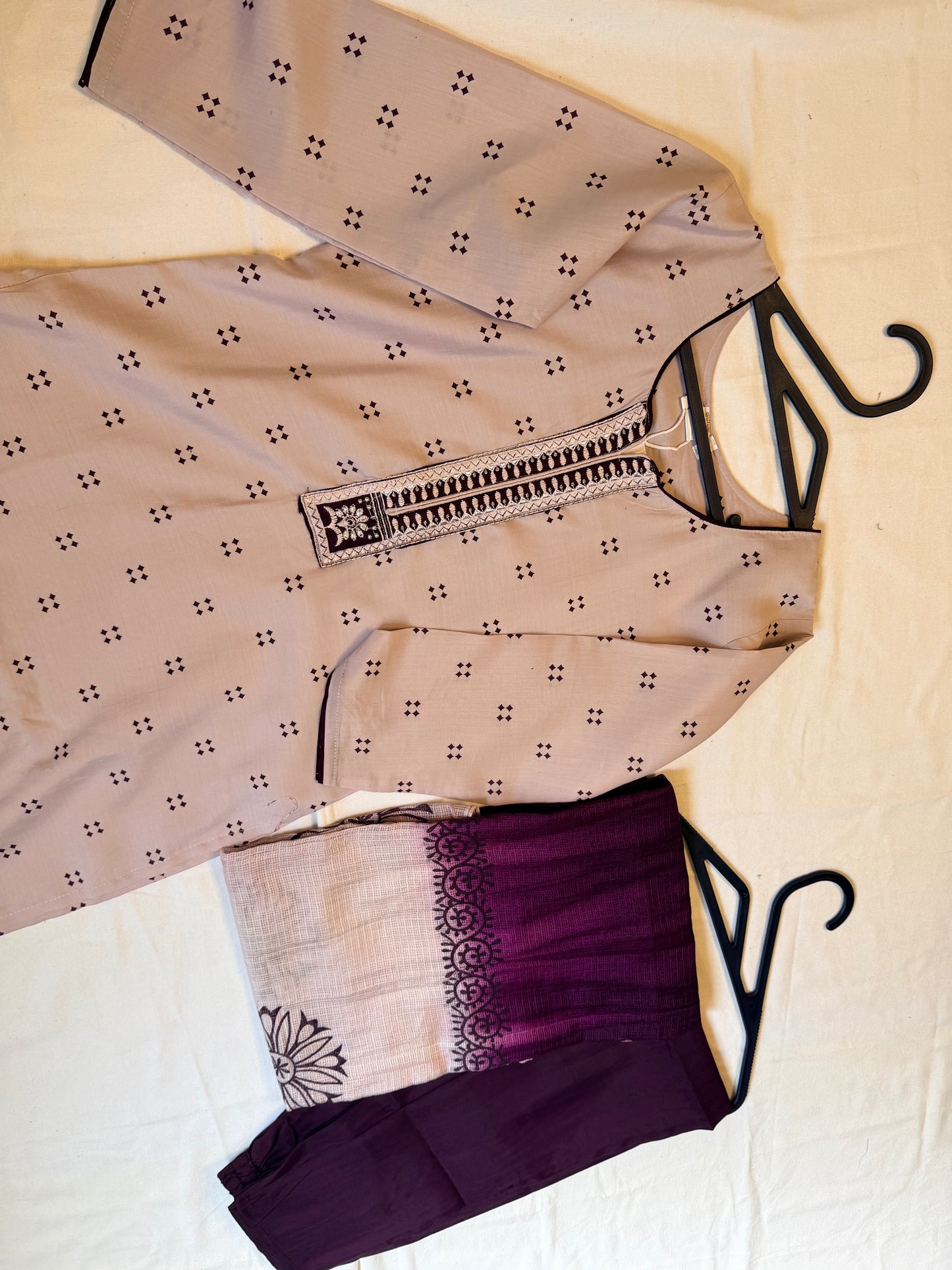 Purple patterned double tone set