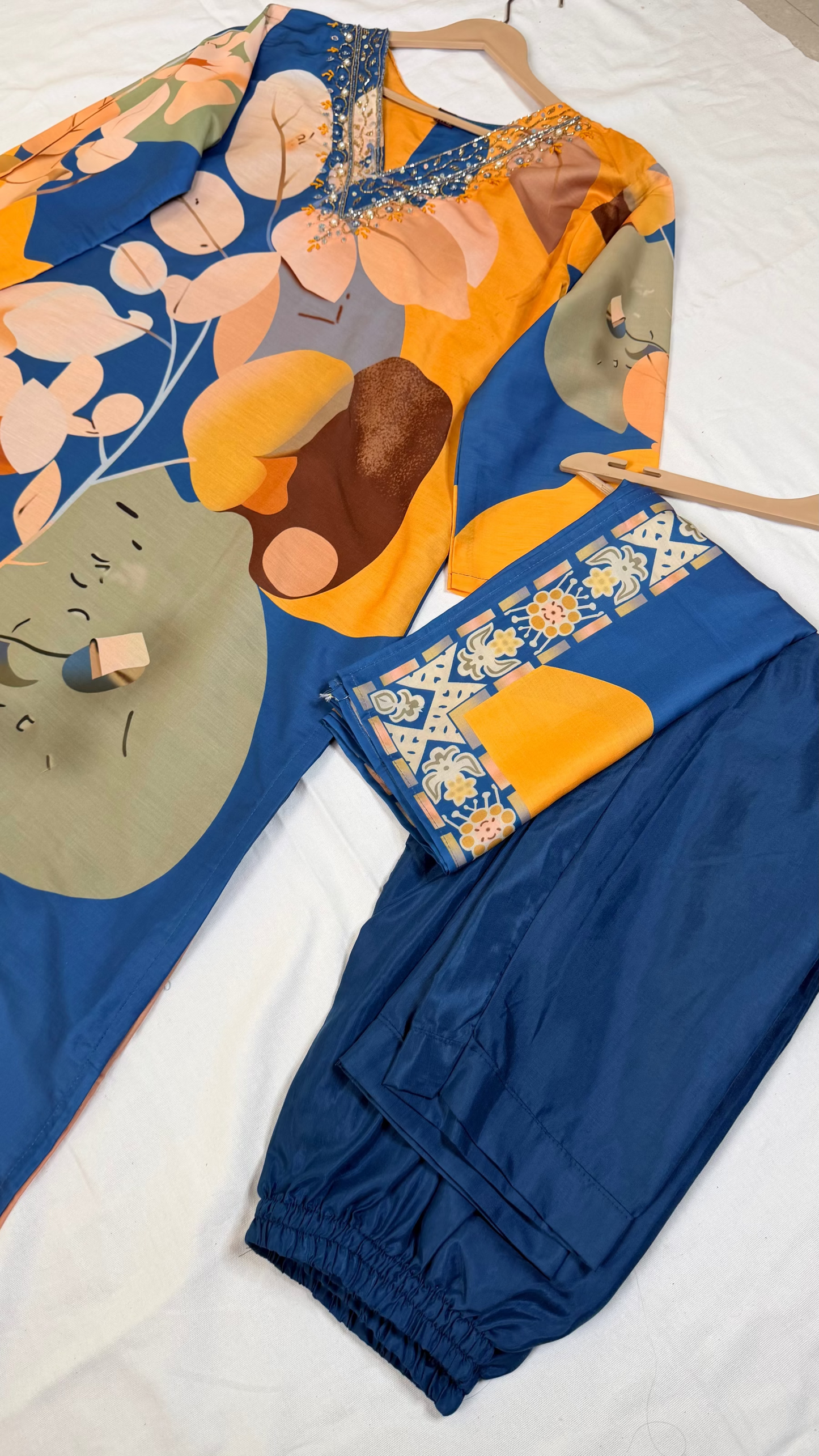 Floral pattern Blue & Yellow set