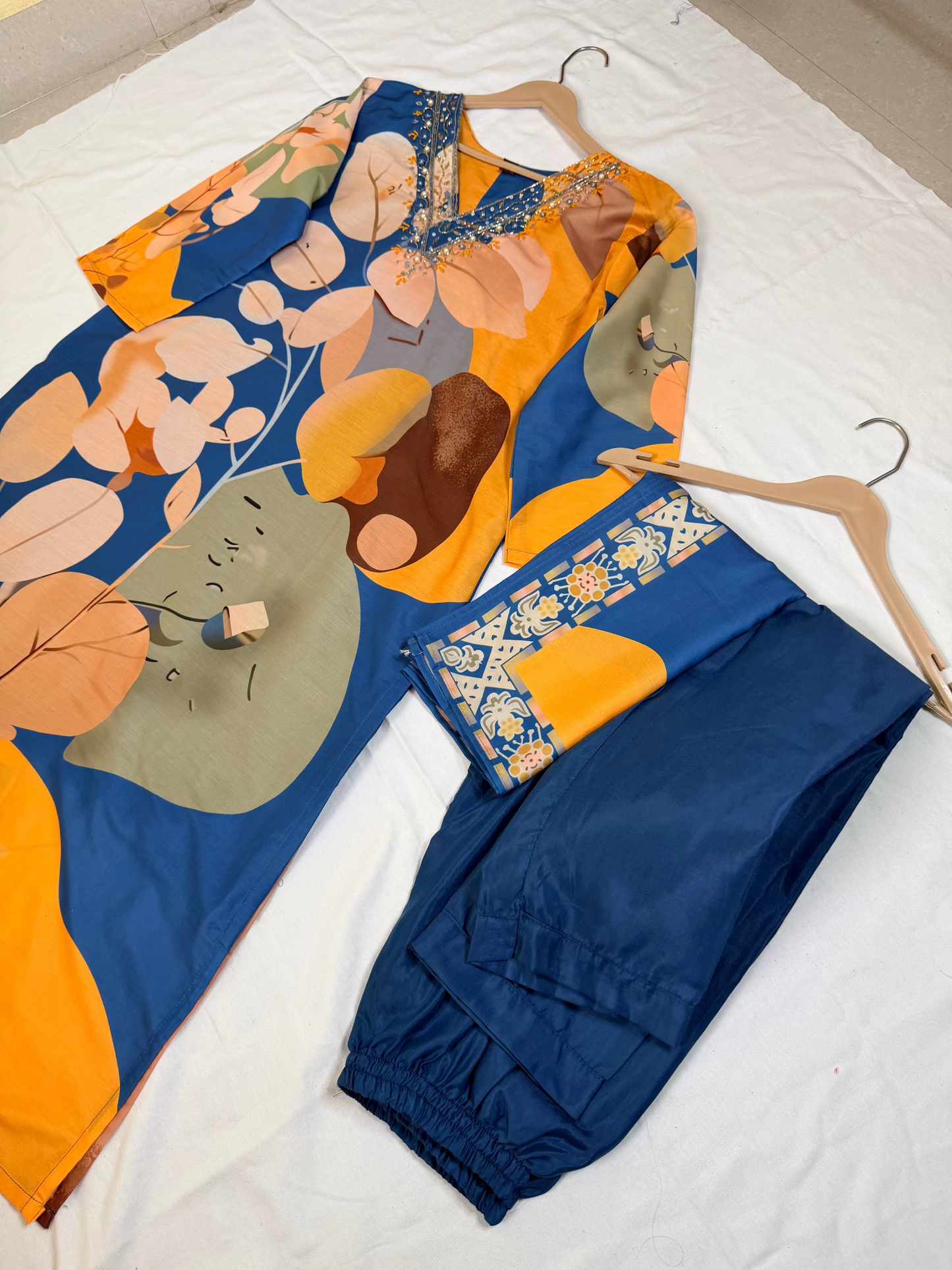 Floral pattern Blue & Yellow set