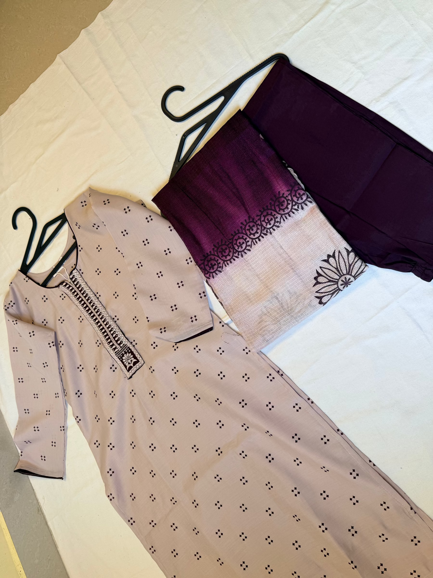 Purple patterned double tone set