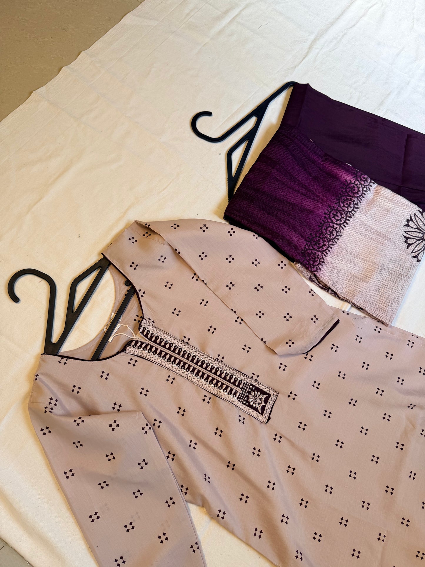 Purple patterned double tone set